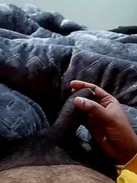 Naughtyforpussy webcam