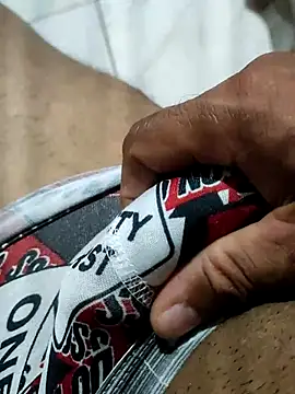 DeflatedBehavior webcam