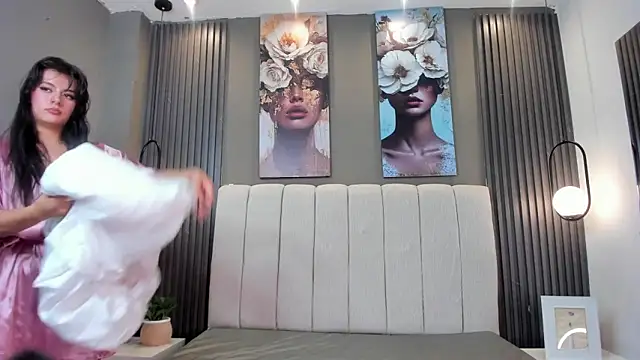 GiannaColling1 webcam