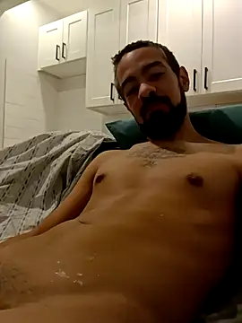 Handsomelyurs webcam