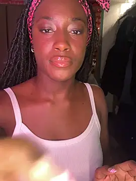 CookiesNcreaming webcam