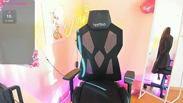 AliceeinWonderlanddd webcam