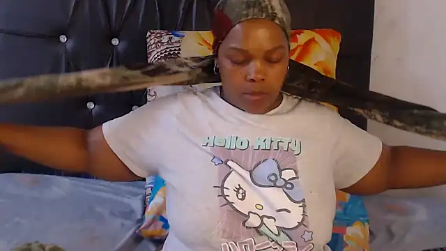 BigbootyNickyx webcam