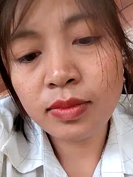 miumiu_sexy2x webcam