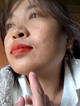 miumiu_sexy2x webcam