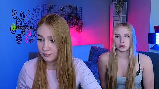 playful_sophie webcam