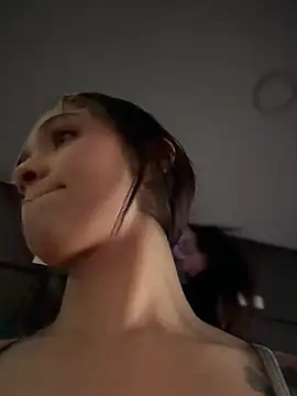 Isabella-Teen webcam