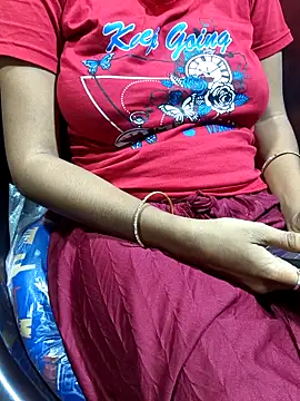 call_me_mouni099 webcam