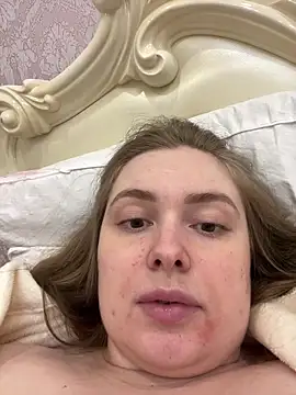 DeniMilkyyyyy webcam