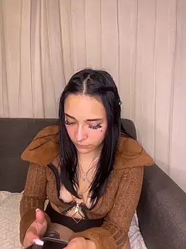 cristal__violetaa webcam