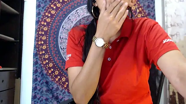 Lucyy_Naugthy webcam