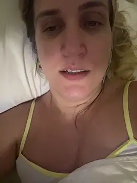 Bia_sexynovaes webcam