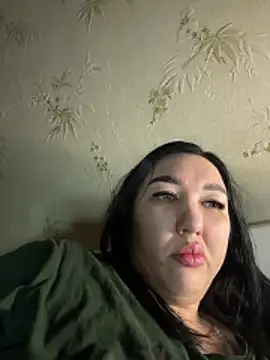 Naughtbaby_2025 webcam