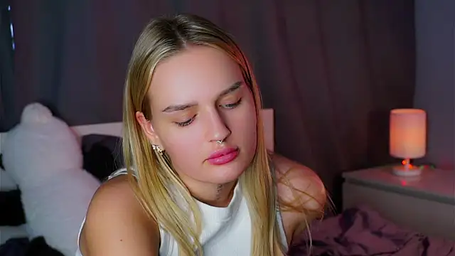 AmyLowe04 webcam