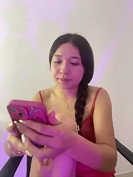 Webcam Model (DULCEMARIA_EF)  is live.Free join now!