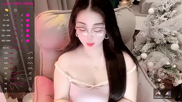 Monica-666888- webcam