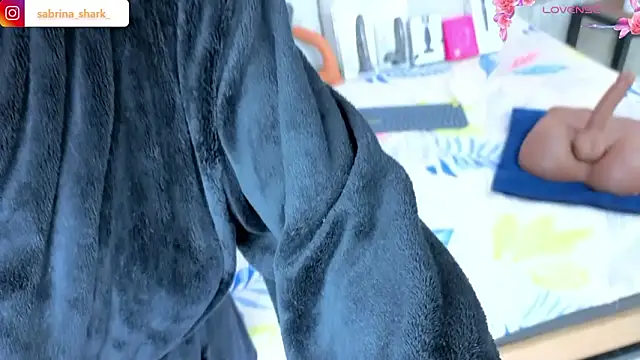 sabrina_shark_ webcam