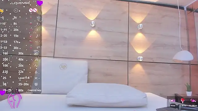 olivia_kollins webcam