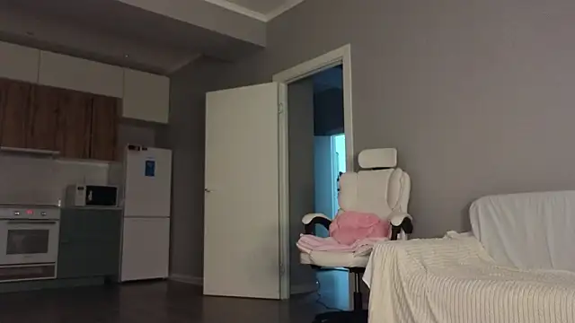 ella_lee15 - Ella_lee15's free webcam - UK Sex Cams