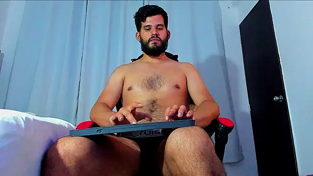 LucasBeaumont webcam