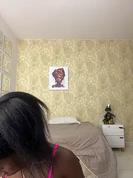 MorenaLush_Eup's Stripchat show and profile