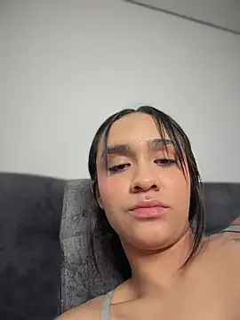 Isabella-Teen webcam