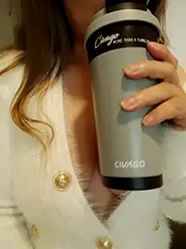 Christine-le1 webcam