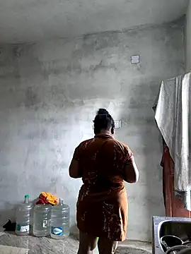 MaaliiiPonuTamil webcam