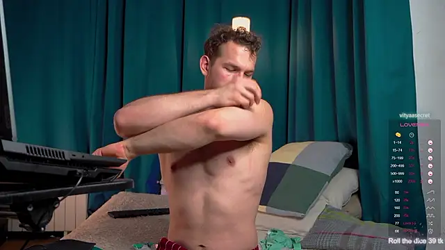 viktorsecret (M young) - naked and flex