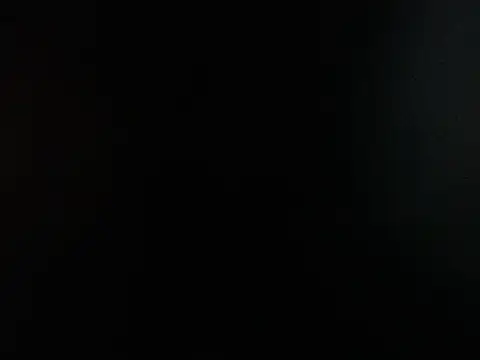 ur_seductivelaura webcam