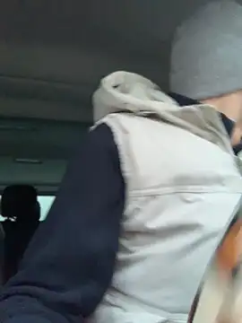 omg6phoo9 (Ask my age) - I'll show my dick on the street