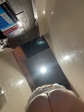 kirasunshine (F young) - take off panties and doggy style