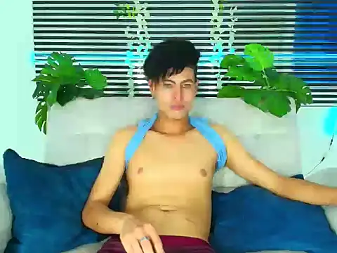 thiiagosaeenz (M young) - get my shorts off