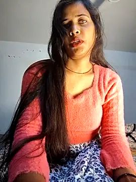 cute_radhikaa webcam