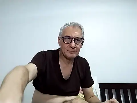 BIGUNCUTHARDCOCK webcam