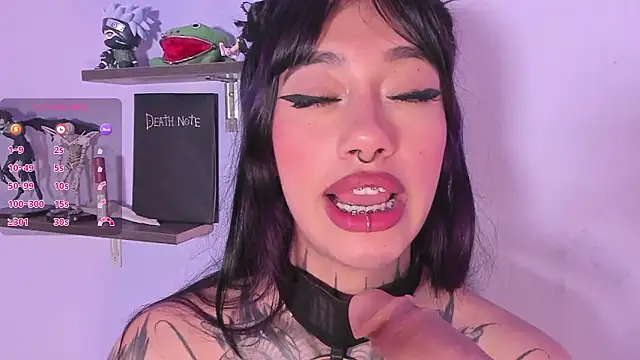 Akari1_Mischief webcam