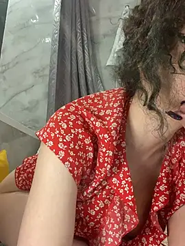 Kitty_Kisss webcam