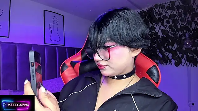 Kitty_Gang webcam