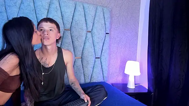 Genesis_And_Jack_ webcam