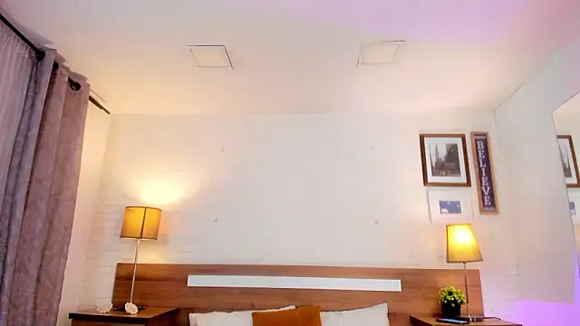 jenniferauriston - JenniferAuriston's free webcam - UK Sex Cams