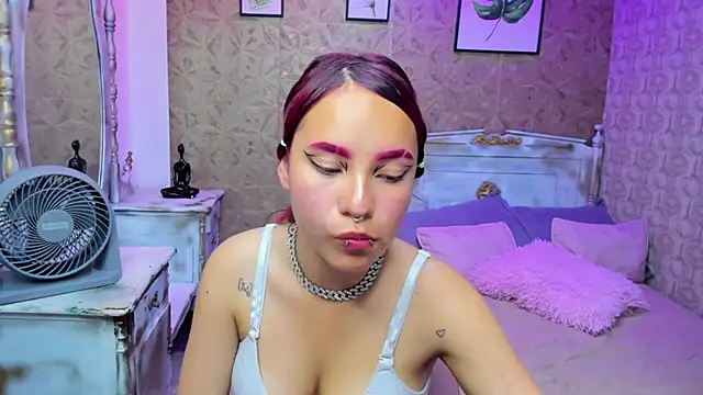 Megane_whitte webcam