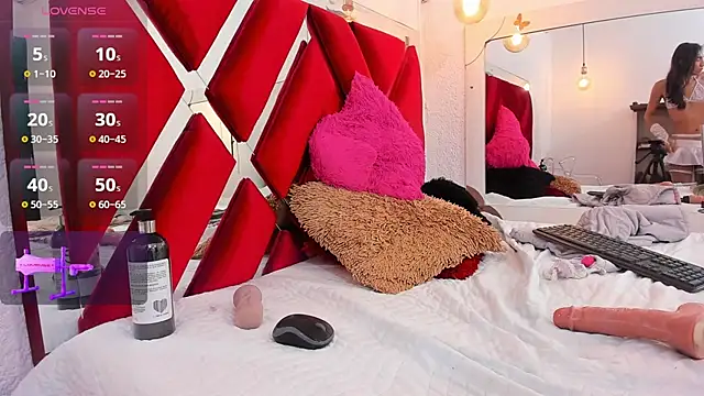 VALERIAQUEENTS__ webcam