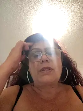 Webcam Model (Kamila70)  is live.Free join now!