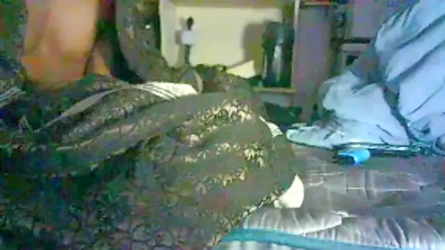 ON3YOULLN3VER_FIR3 webcam