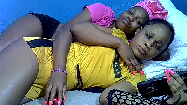 SweetHoney21_ webcam