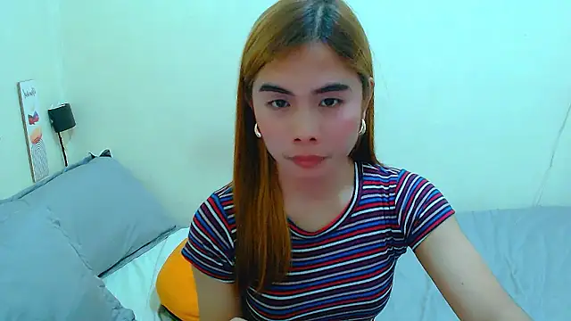 mikhaylahanderson webcam