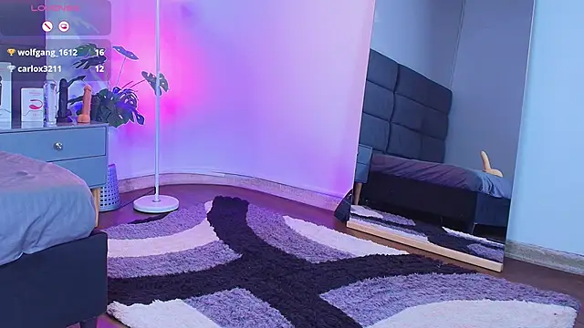 slenna_moon - Slenna_Moon's free webcam