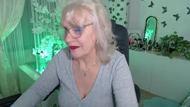 ghertrude52 - Ghertrude52's free webcam