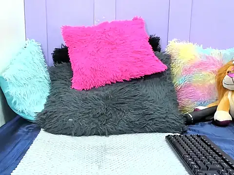 EsmeraldaSquirt webcam