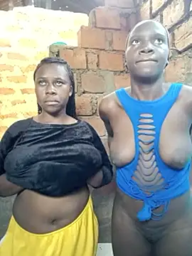 Black_juicy24 webcam